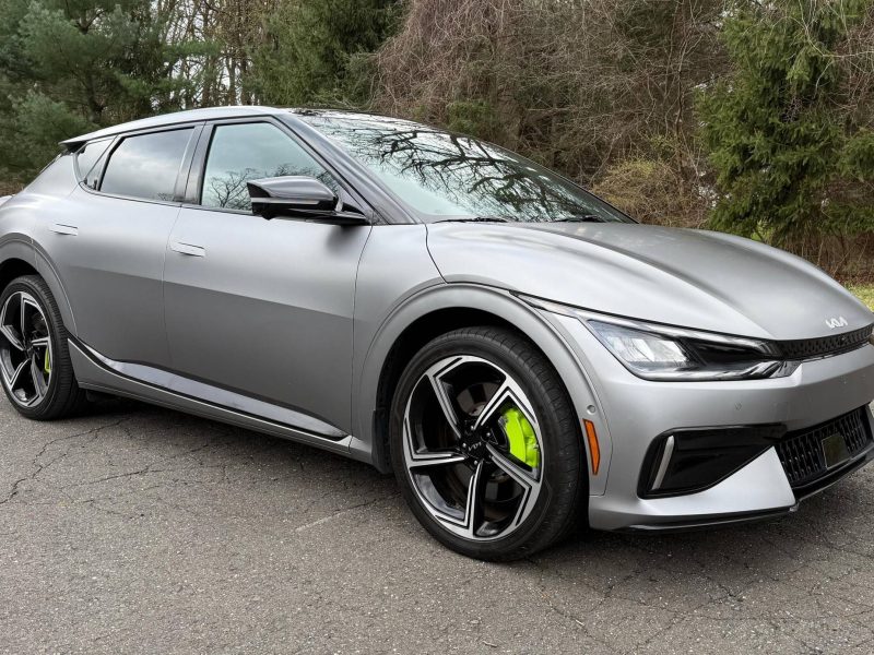 Kia  '2023